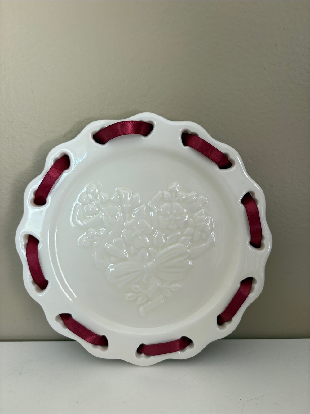 Longaberger Pottery Heart Candle Plate
